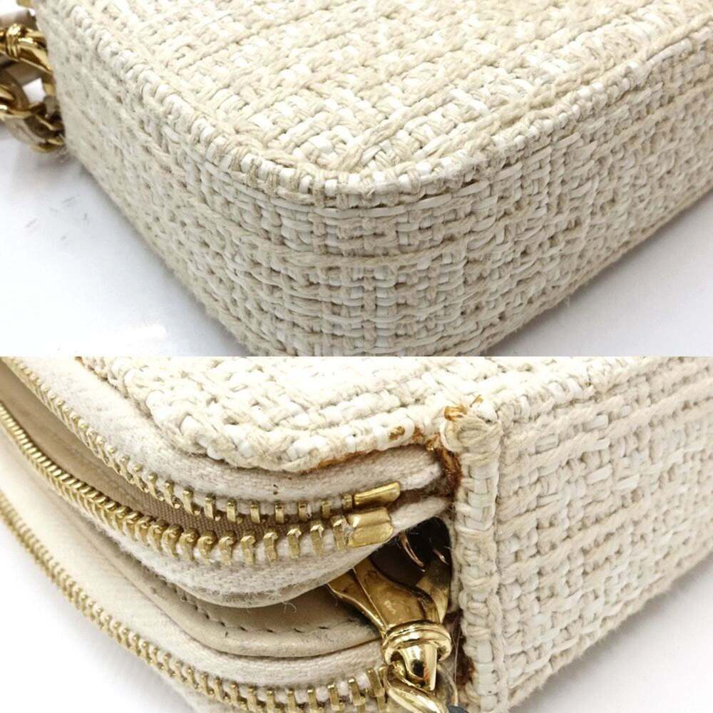 CHANEL Cream Canvas Deauville Shoulder Bag - Picture 4 of 10